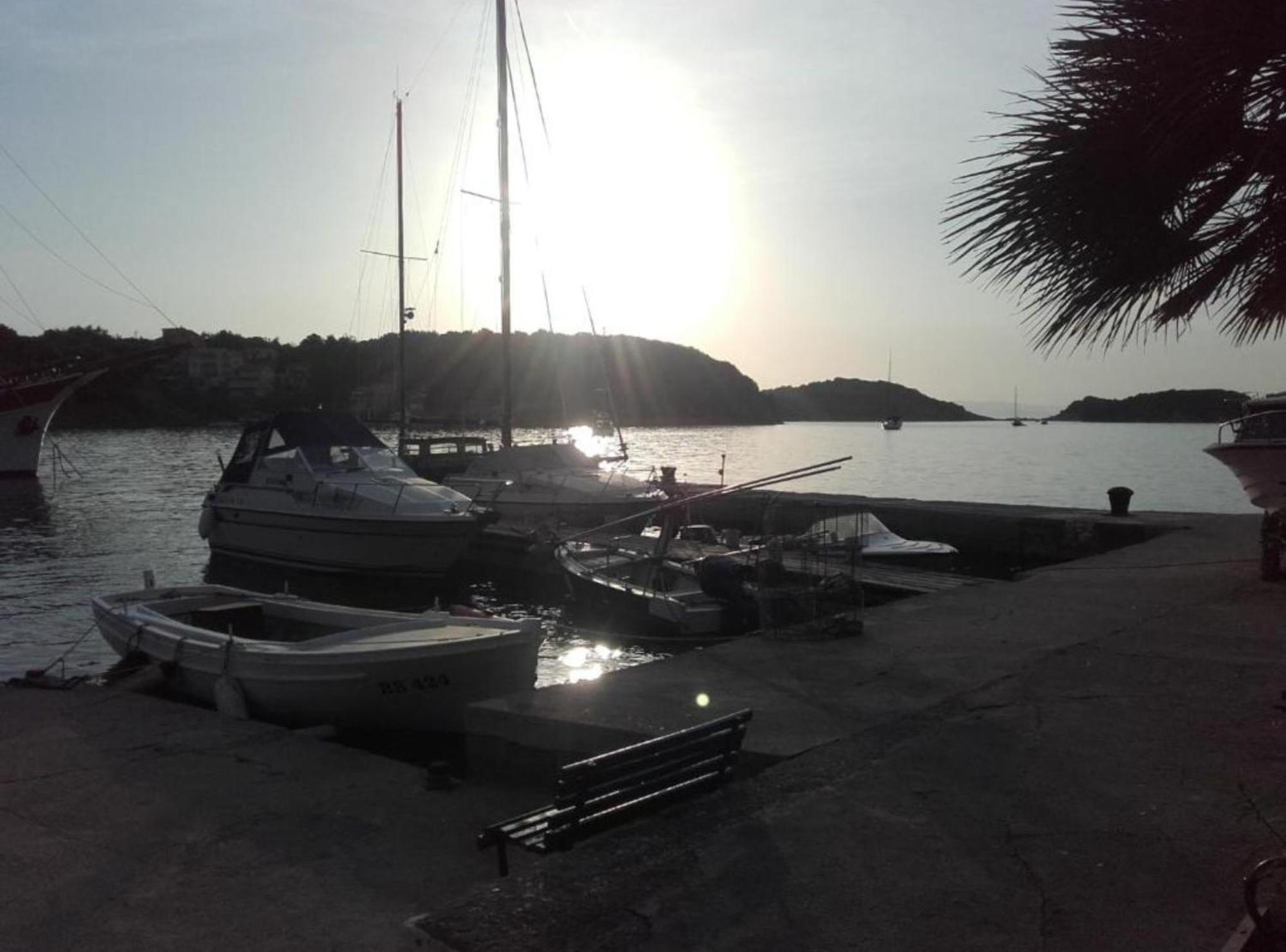 Guest House Green Corner Supetarska Draga Εξωτερικό φωτογραφία
